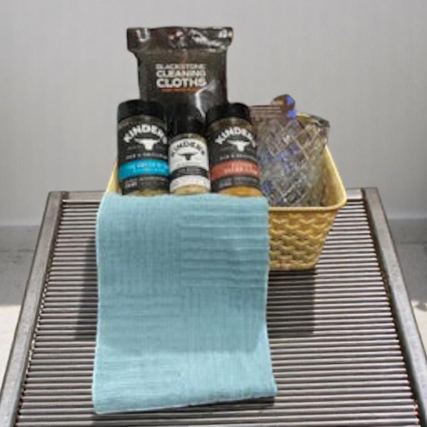 Grill Gift Basket for Men – BBQ Set with Meat Thermometer, Spices, Skewers, Towel & Chocolate | Father's Day Gift for Grill Lovers