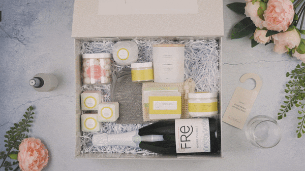 Congratulations Gift Box – Grapefruit Spa Celebration Kit-3
